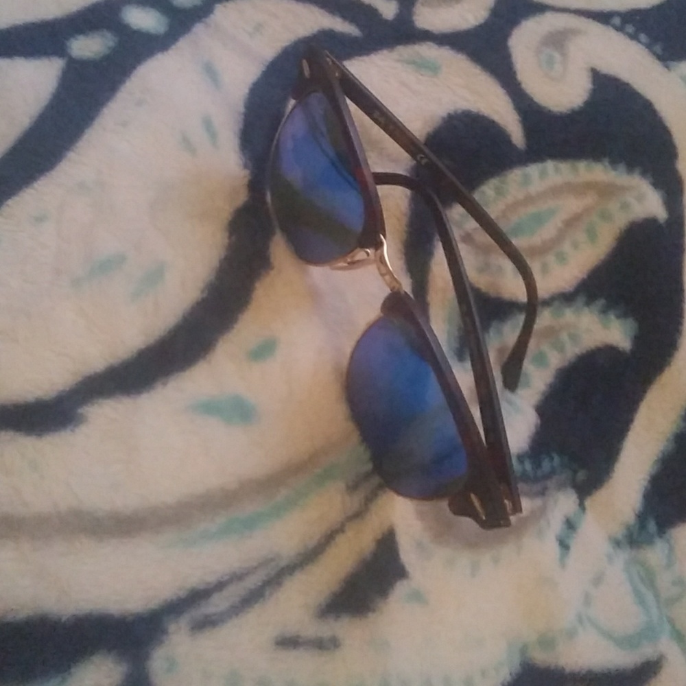 limited Ray-Bans black Case & cleaning fabric